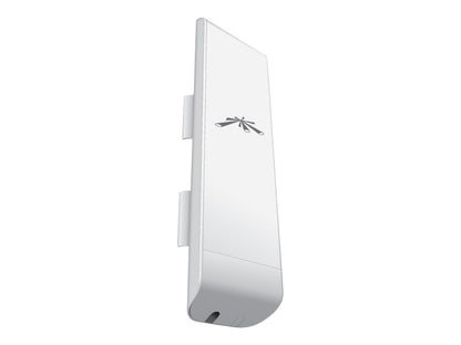 Ubiquiti NanoStation M5 5GHz point-to-point